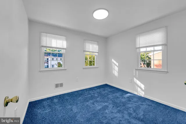 $469,999 | 13115 Vineyard Way, Woodbridge, VA 22191