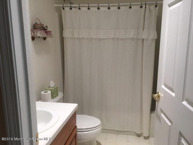 163 Sandpiper Road Barnegat, NJ 08005 - Photo 8 of 18 image