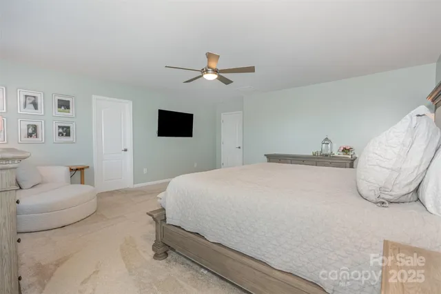 $575,000 | 13422 Canterbury Castle Drive, Charlotte, NC 28273