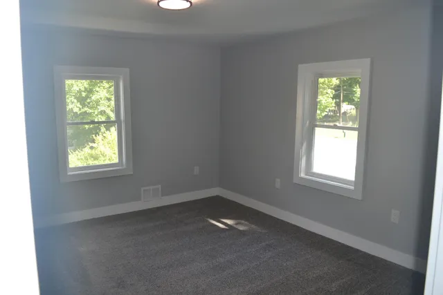 $480,000 | 5581 East Main Street, Kalamazoo, MI 49048