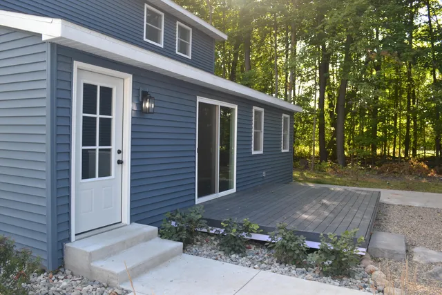 $480,000 | 5581 East Main Street, Kalamazoo, MI 49048