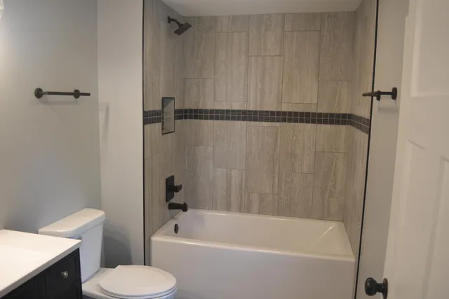 $480,000 | 5581 East Main Street, Kalamazoo, MI 49048