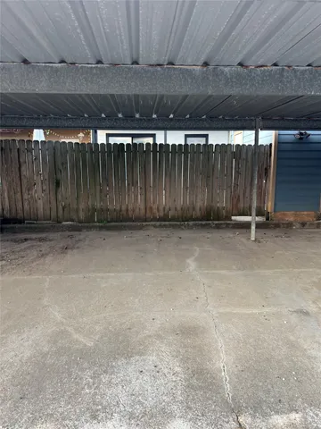 $1,360 | 1945 Miramar Green Street, Unit 1945, Seabrook, TX 77586