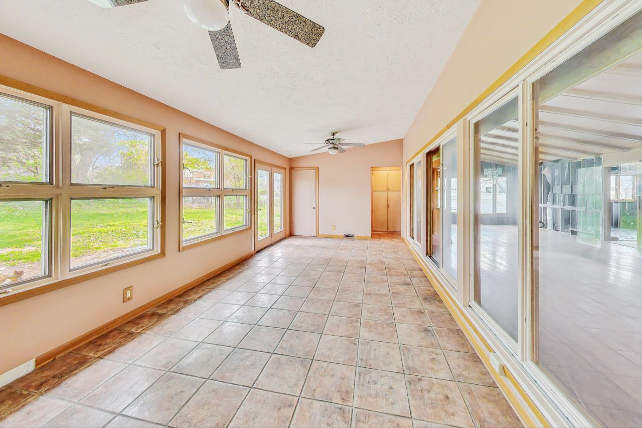 246 Miller Avenue DeKalb, IL 60115 - Photo 19 of 56 a view of an entryway