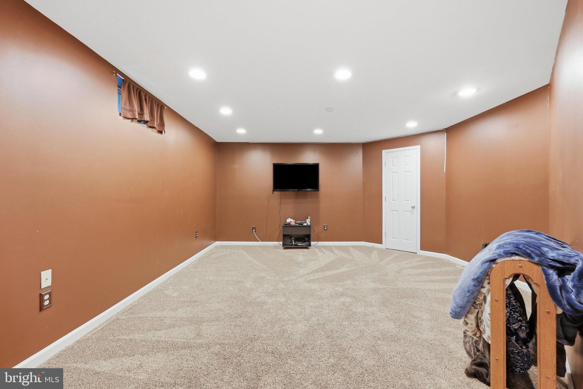 6154 Downs Ridge Court Elkridge, MD 21075 - Photo 43 of 58 lower level
