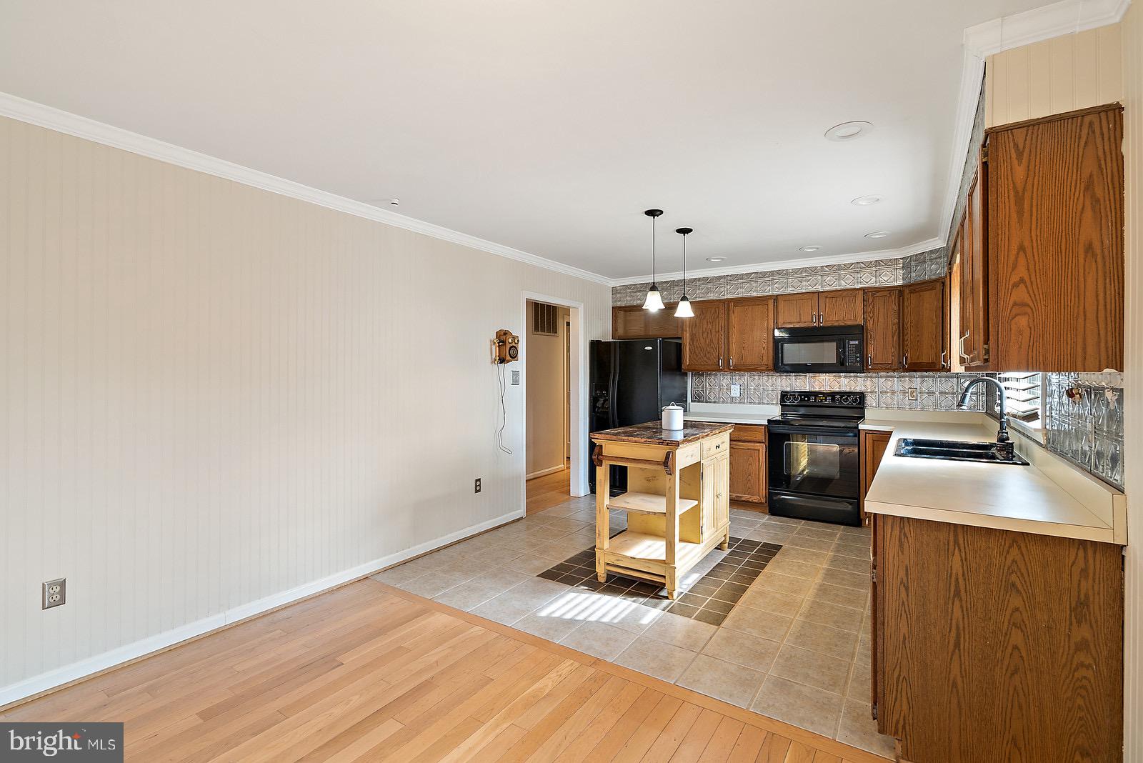 5591 Courtneys Corner Road Sumerduck, VA 22742 - Photo 8 of 21