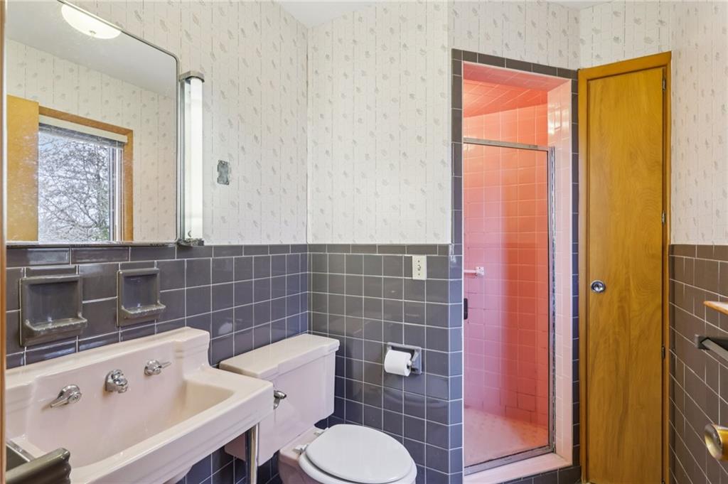 1423 8th Street Irwin, PA 15642 - Photo 12 of 29