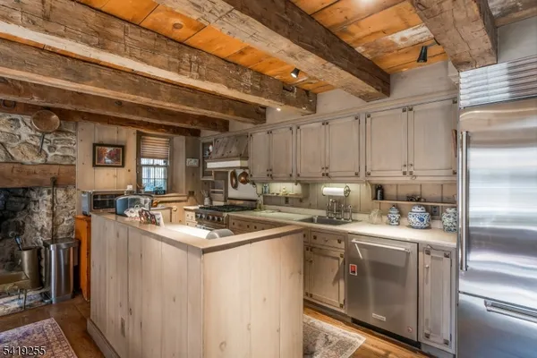 $1,175,000 | 34 Water Street, Lebanon, NJ 08833