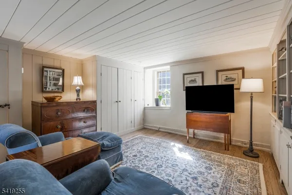 $1,175,000 | 34 Water Street, Lebanon, NJ 08833