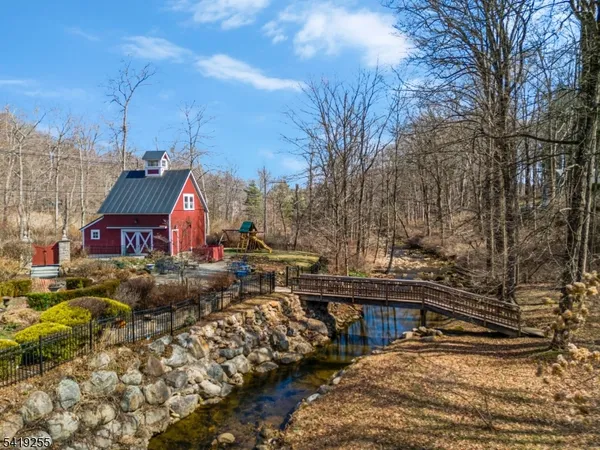 $1,175,000 | 34 Water Street, Lebanon, NJ 08833