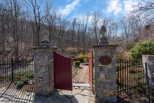 $1,175,000 | 34 Water Street, Lebanon, NJ 08833