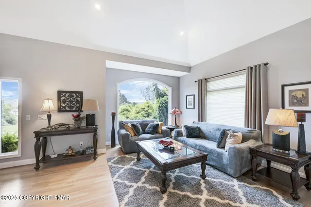 $779,000 | 648 Marion Lane, Brodheadsville, PA 18322