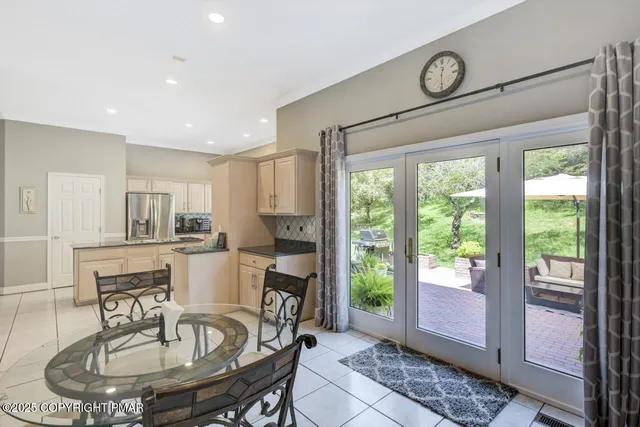 $779,000 | 648 Marion Lane, Brodheadsville, PA 18322