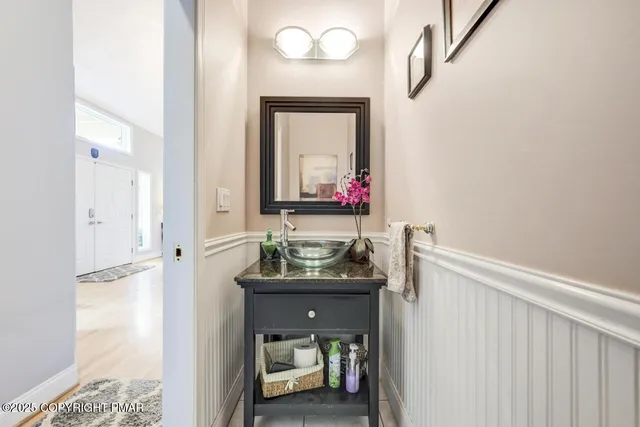 $779,000 | 648 Marion Lane, Brodheadsville, PA 18322