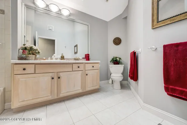 $779,000 | 648 Marion Lane, Brodheadsville, PA 18322