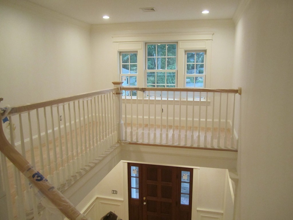 100 Pilgrim Road Wellesley, MA 02481 - Photo 8 of 13 a view of entryway with a small yard