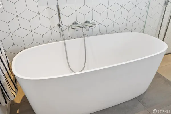 $3,695,000 | 11 Whitney Street, San Francisco, CA 94131