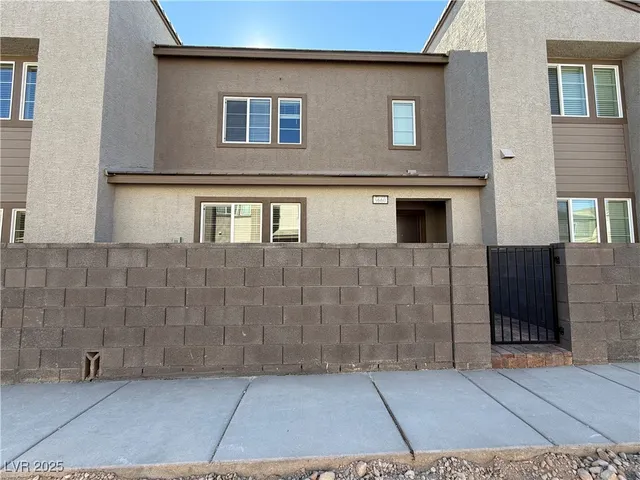 $2,495 | 9660 Axel Fls Avenue, Las Vegas, NV 89143