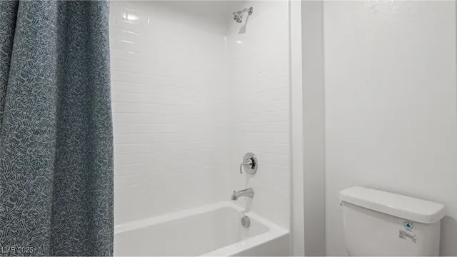 $2,495 | 9660 Axel Fls Avenue, Las Vegas, NV 89143