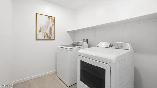 $2,495 | 9660 Axel Fls Avenue, Las Vegas, NV 89143