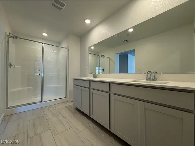 $2,495 | 9660 Axel Fls Avenue, Las Vegas, NV 89143