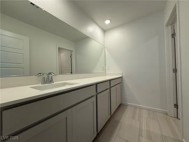 $2,495 | 9660 Axel Fls Avenue, Las Vegas, NV 89143