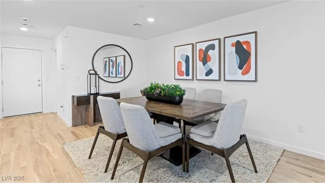 $2,495 | 9660 Axel Fls Avenue, Las Vegas, NV 89143