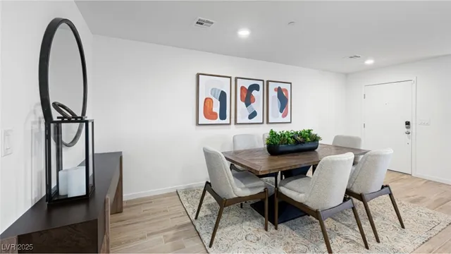 $2,495 | 9660 Axel Fls Avenue, Las Vegas, NV 89143