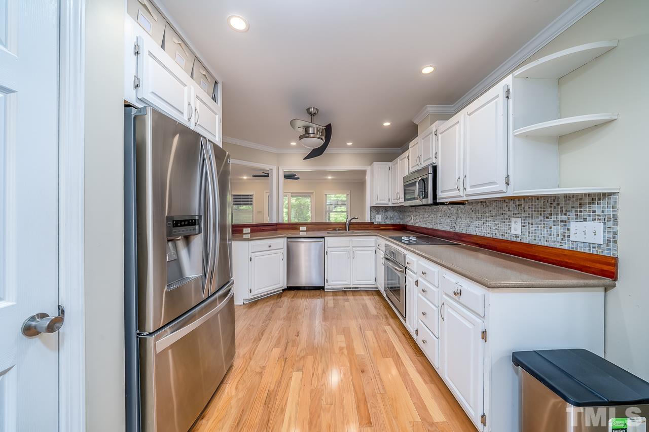 9204 Tree Meadow Lane Raleigh, NC 27603 - Photo 7 of 29