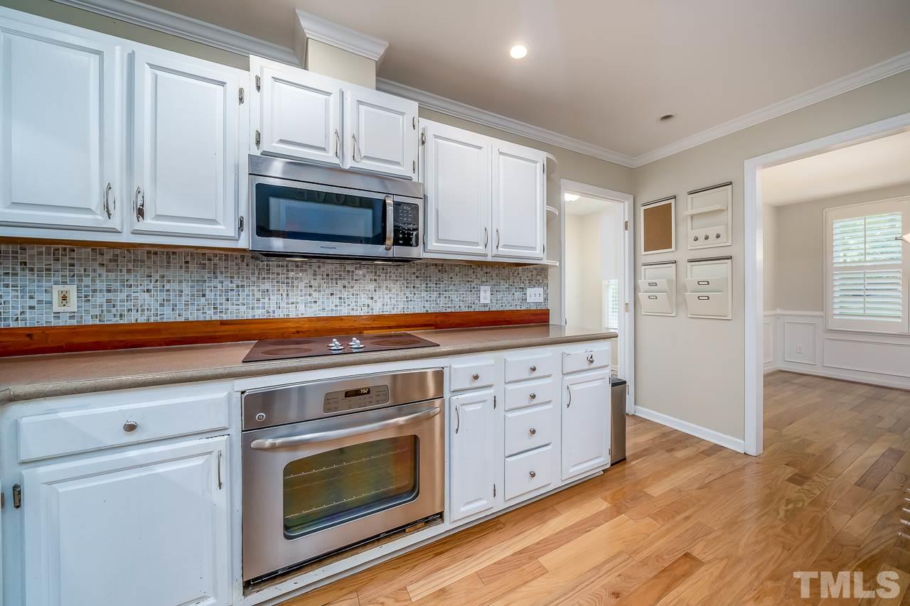 9204 Tree Meadow Lane Raleigh, NC 27603 - Photo 9 of 29