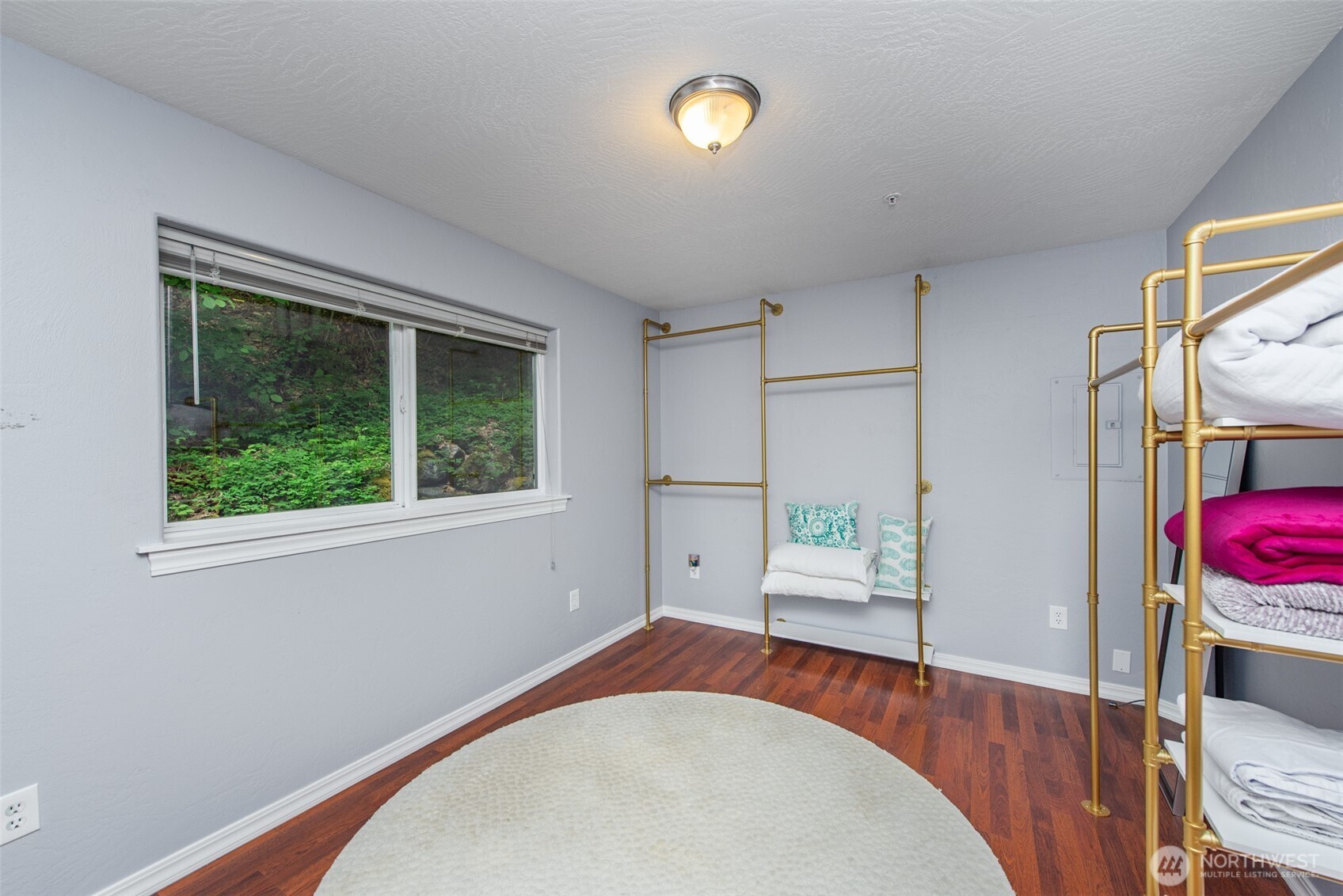 331 Maple Grove Road, Unit 2 Port Angeles, WA 98363 - Photo 9 of 39