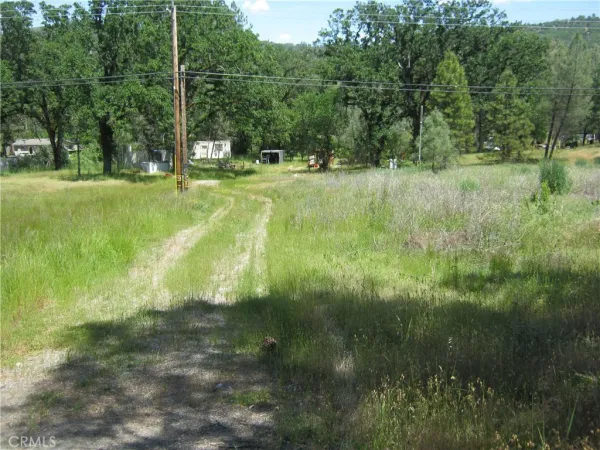 $200,000 | 23670 West, Middletown, CA 95461