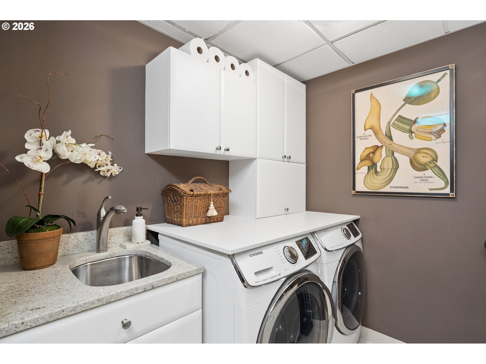 2351 Northwest Westover Road, Unit 601 Portland, OR 97210 - Photo 24 of 34 Laundry