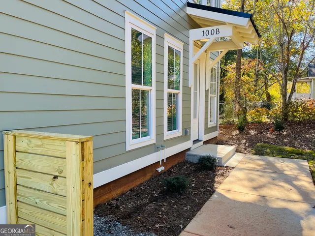 $850 | 100 Gardenia Lane, Unit 100B, LaGrange, GA 30240