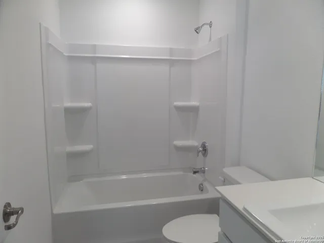 $1,545 | 10646 Vesta Curve, San Antonio, TX 78224