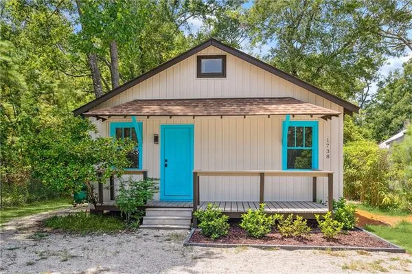 $1,690 | 1738 Montgomery Street, Mandeville, LA 70448