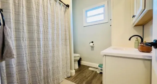 $178,500 | 306 South Thomas Street, Christopher, IL 62822