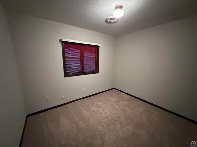 $399,000 | 3650 Northwest Menoken Road, Topeka, KS 66618