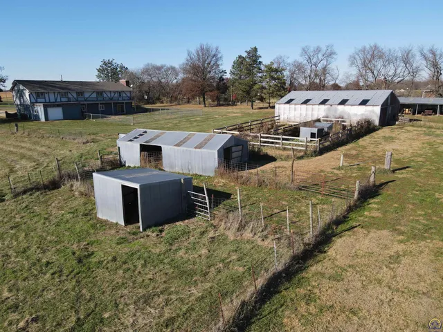 $399,000 | 3650 Northwest Menoken Road, Topeka, KS 66618