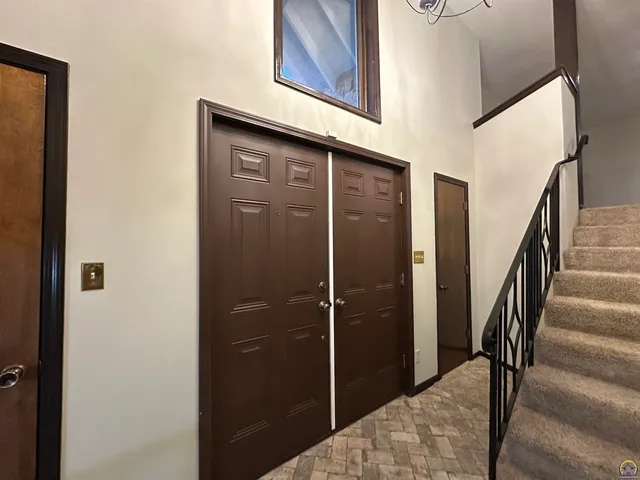 $399,000 | 3650 Northwest Menoken Road, Topeka, KS 66618