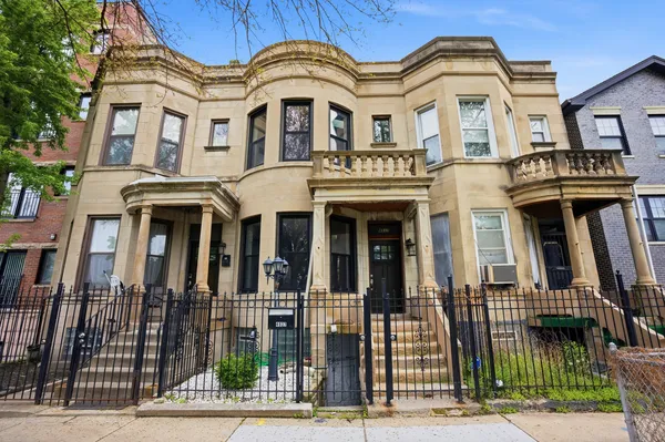 $440,000 | 4937 South Prairie Avenue, Chicago, IL 60615