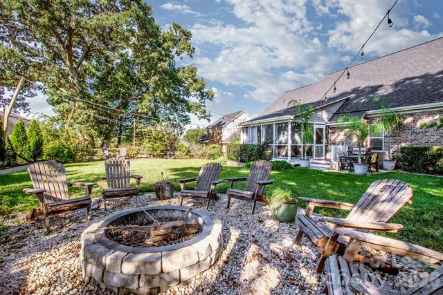 $2,650 | 111 River Birch Circle, Unit 2, Mooresville, NC 28115