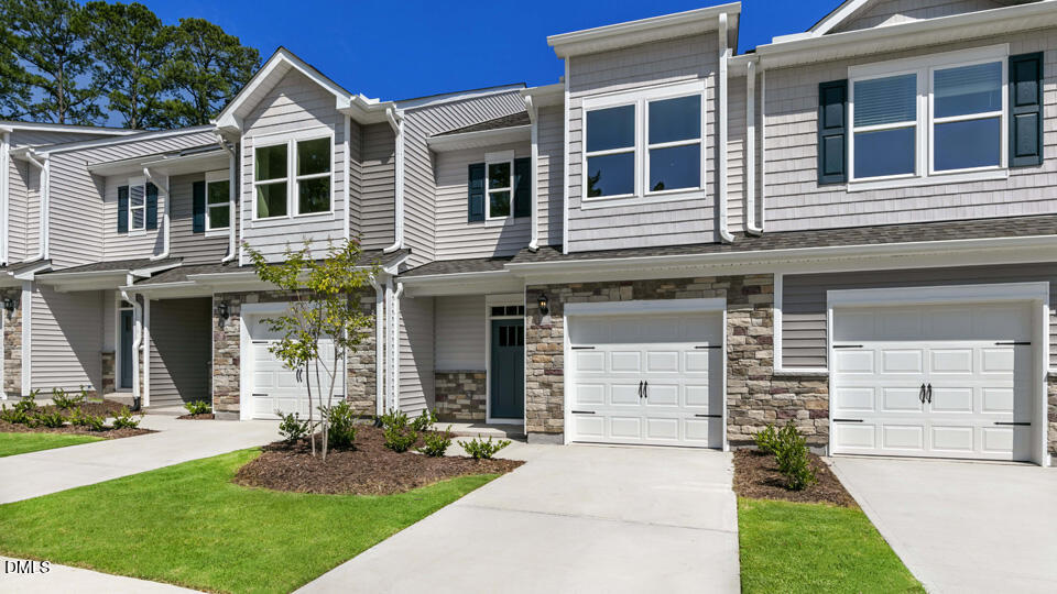 5207 Powell Townes Way Raleigh, NC 27604 - Photo 3 of 32