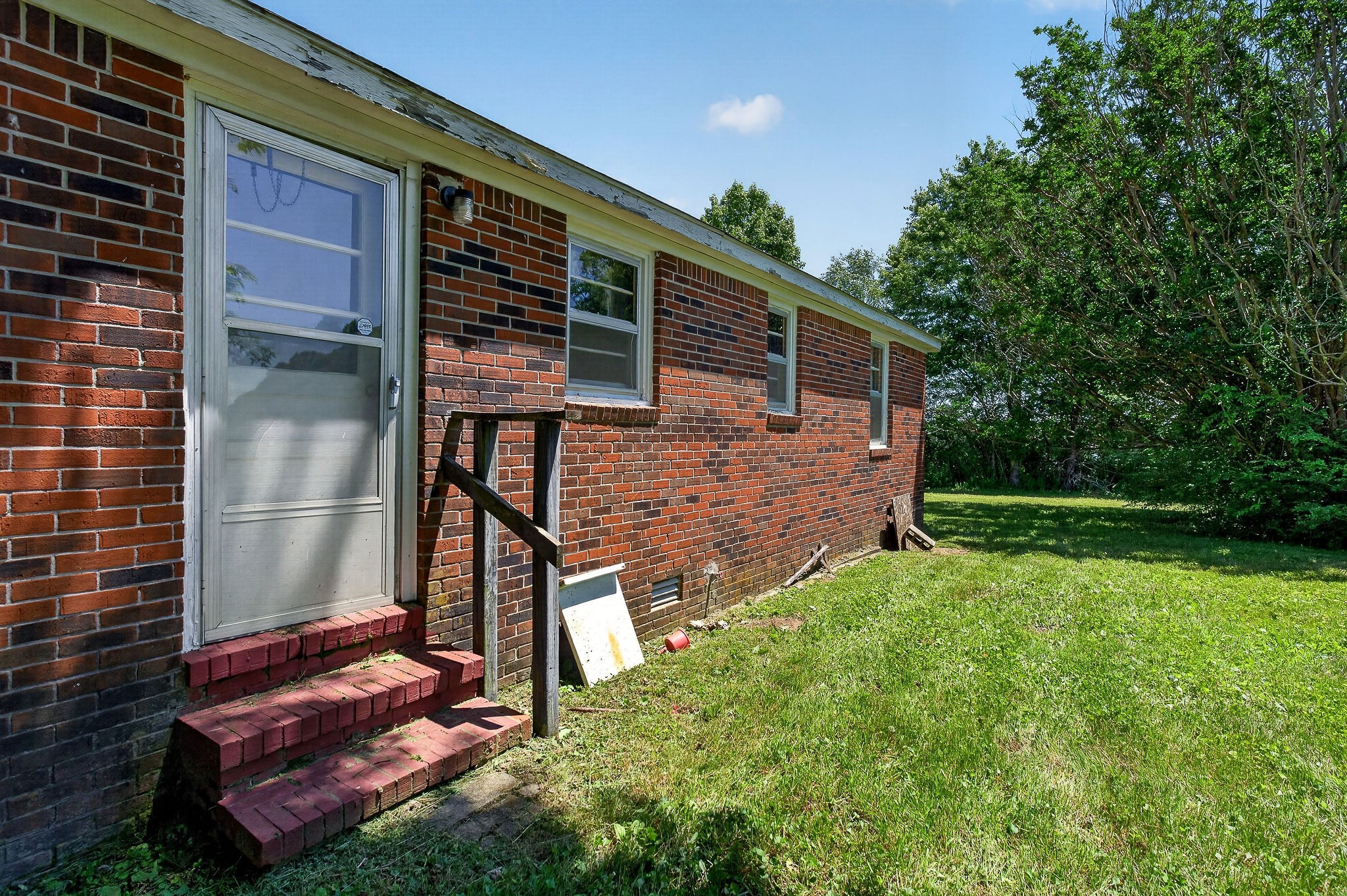 389 Lowery Road Smithville, TN 37166 - Photo 12 of 26