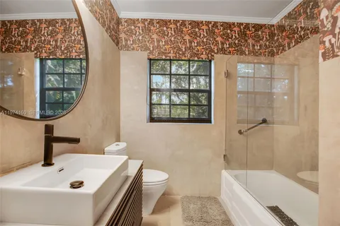 $2,650,000 | 10659 Northeast 10th Place, Miami Shores, FL 33138