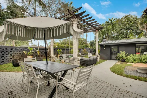 $2,650,000 | 10659 Northeast 10th Place, Miami Shores, FL 33138