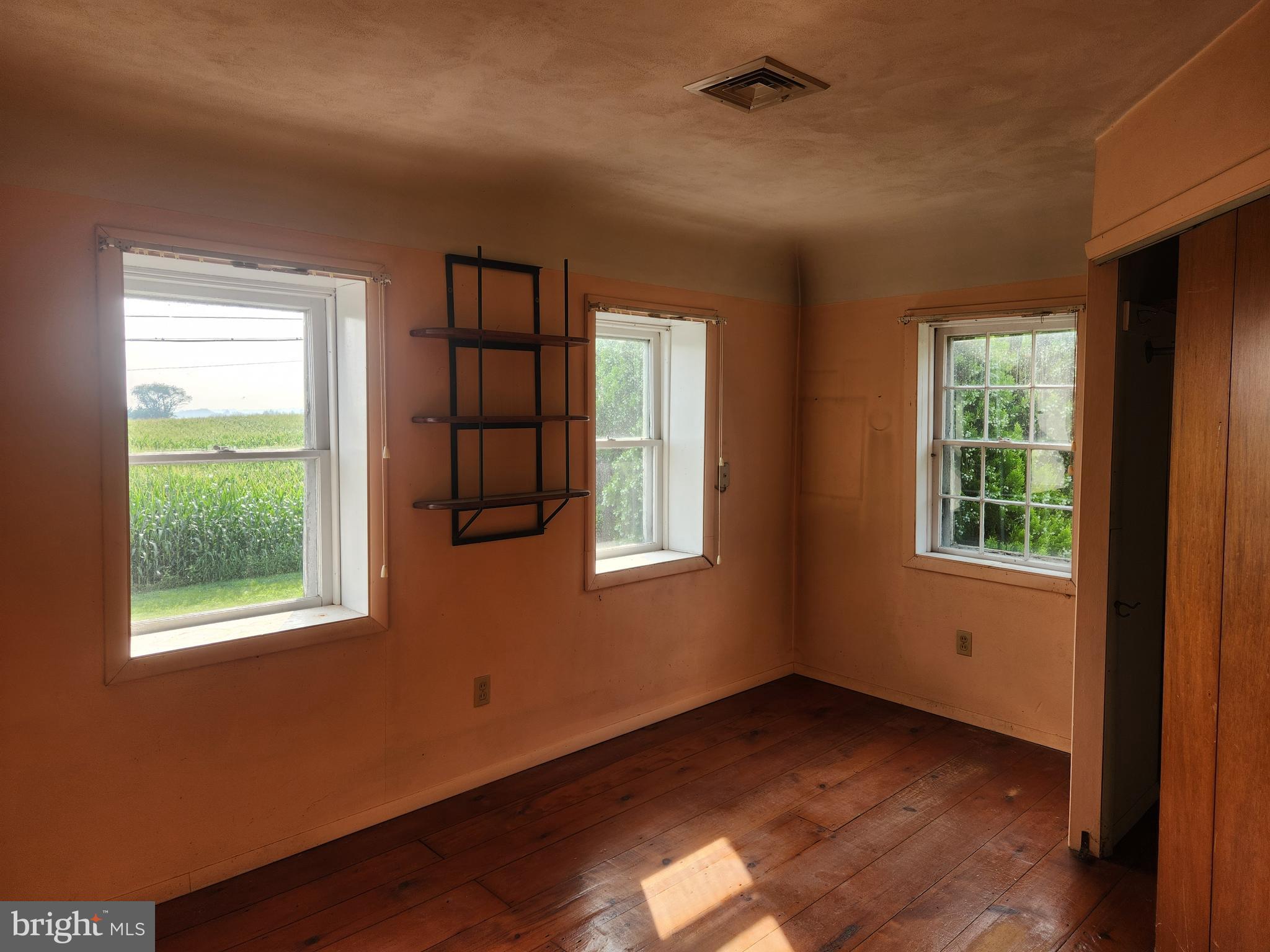 1411 Maytown Road Elizabethtown, PA 17022 - Photo 8 of 75 Gallery Image 8
