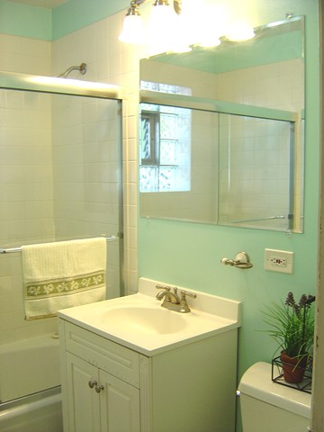 954 Shermer Road, Unit 8 Glenview, IL 60025 - Photo 7 of 8