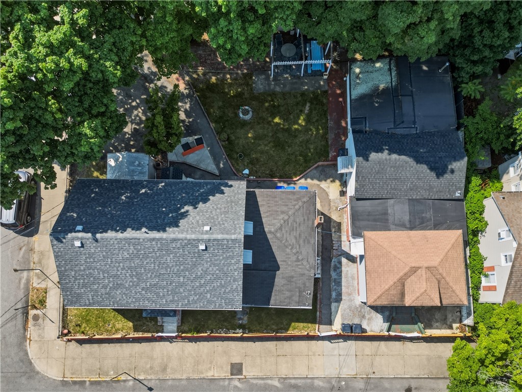 127 Meadow Street Pawtucket, RI 02860 - Photo 26 of 37