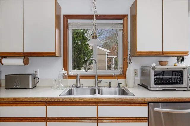 $659,000 | 71 Willow Road, Charlestown, RI 02813